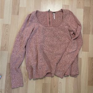 Free people pink sweater size small